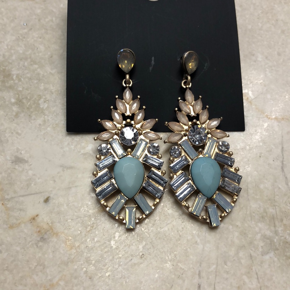 Statement earring bundle - Picture 3 of 4